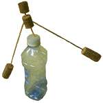 equilibrista su bottiglia
